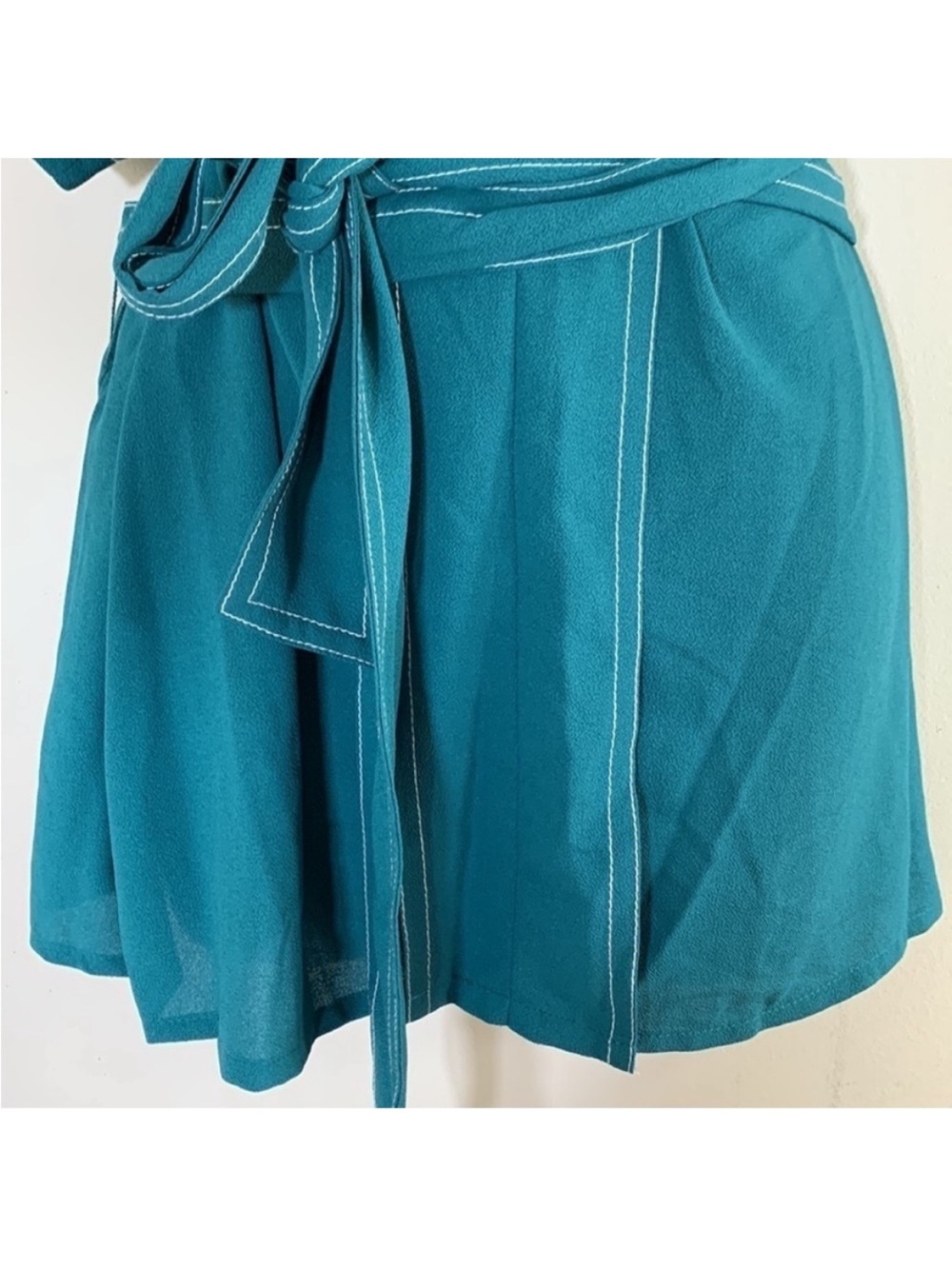 1. State Veridian Blooms Contrast Stitch Tie Waist Blouse. 3X. NWT. - Picture 6 of 8